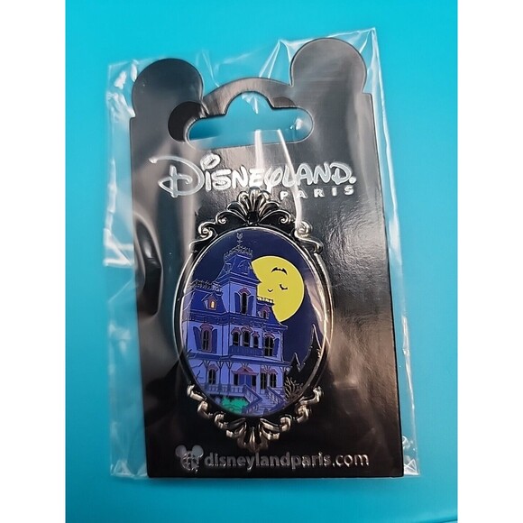 Disney Pin DLP Disneyland Paris Phantom Manor Haunted Mansion Moon Glow Pin - Picture 3 of 3